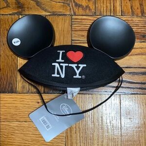 NWT Disney kids Mickey Mouse i love NY hat